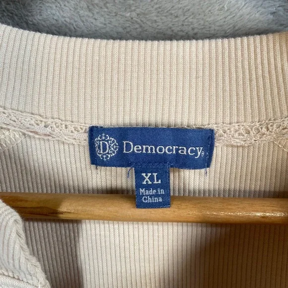 Democracy Eyelet Embroidered Sweatshirt Womens XL Boho Chic Cottagecore - Picture 3 of 6